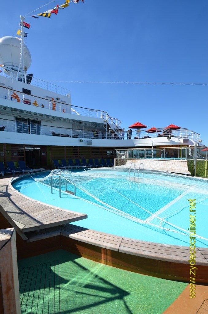 043: Carnival Magic, BC5, John Heald's Bloggers Cruise 5, Embarkation Day, Tides Pool