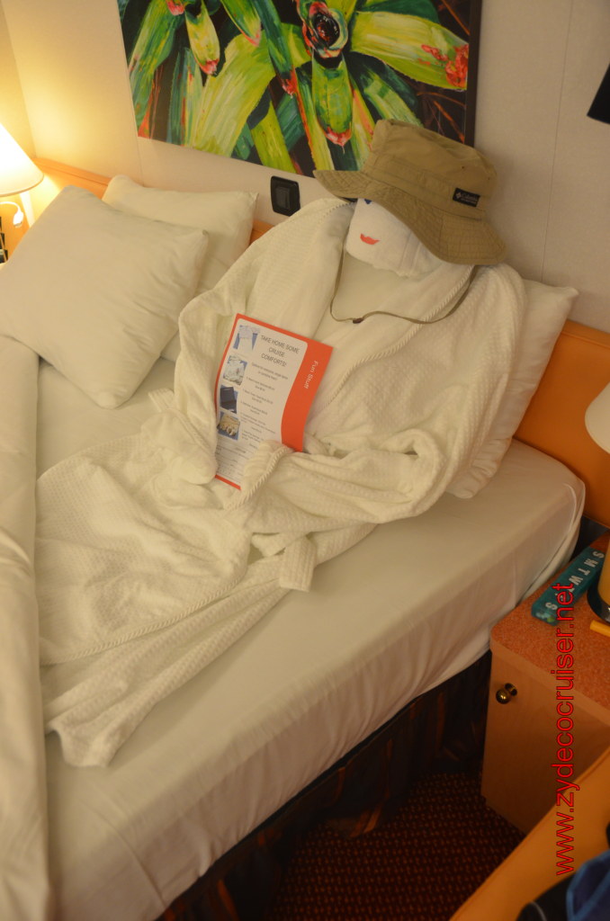 330: Carnival Magic, BC5, John Heald's Bloggers Cruise 5, Cozumel, Great Towel creation
