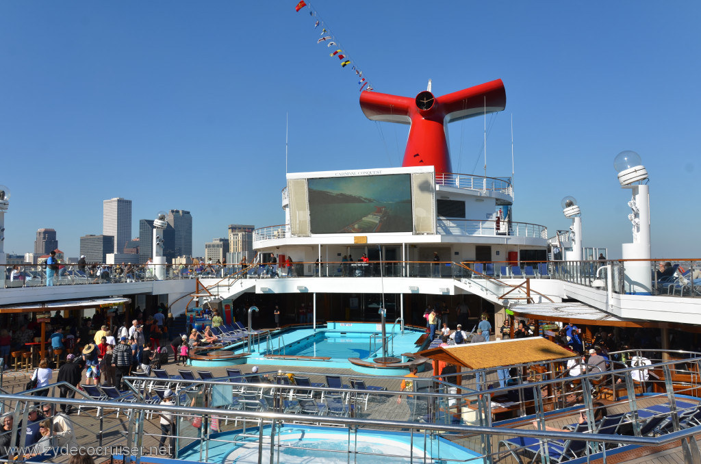 008: Carnival Conquest, New Orleans, Embarkation, Lido