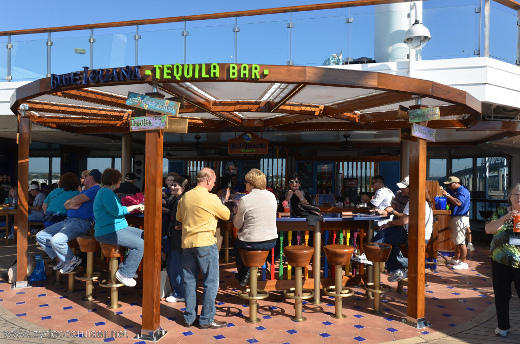 012: Carnival Conquest, New Orleans, Embarkation, Blue Iguana Tequila Bar, 