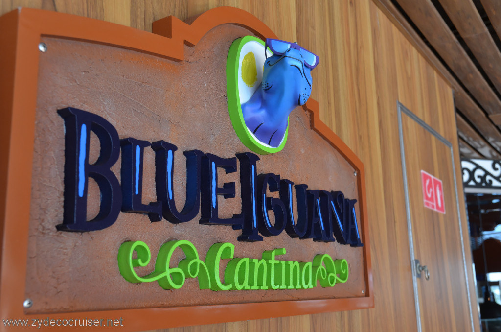 030: Carnival Conquest, New Orleans, Embarkation, Blue Iguana Cantina, 