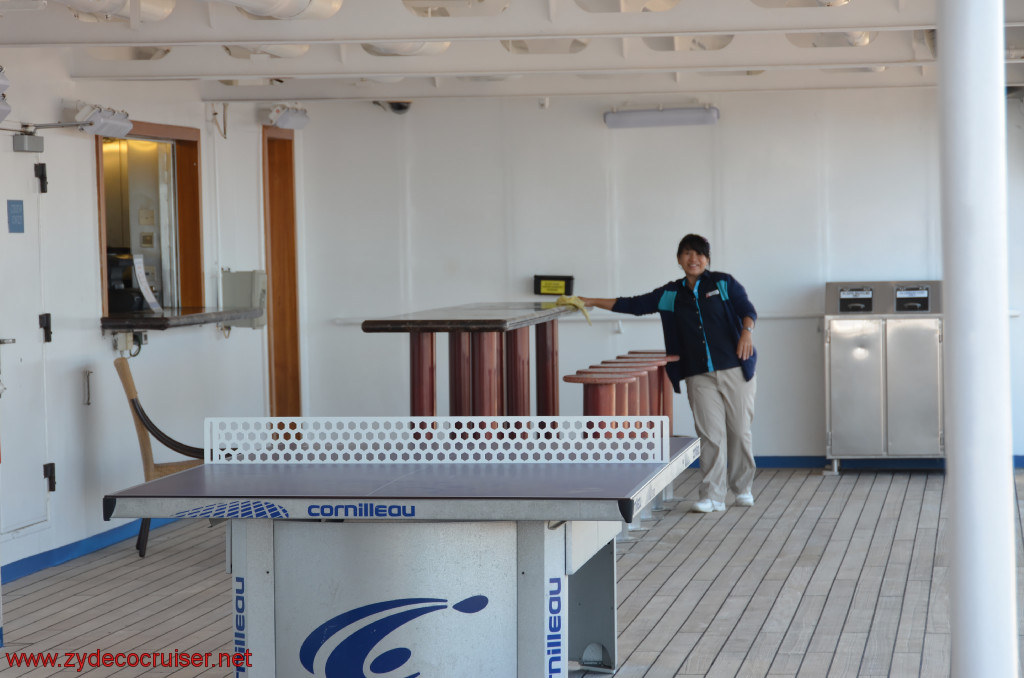 053: Carnival Conquest, Fun Day at Sea 1, Table Tennis, Bar only open on sea days, Forward Sun Deck, Starboard side. this area would make a great Serenity area.
