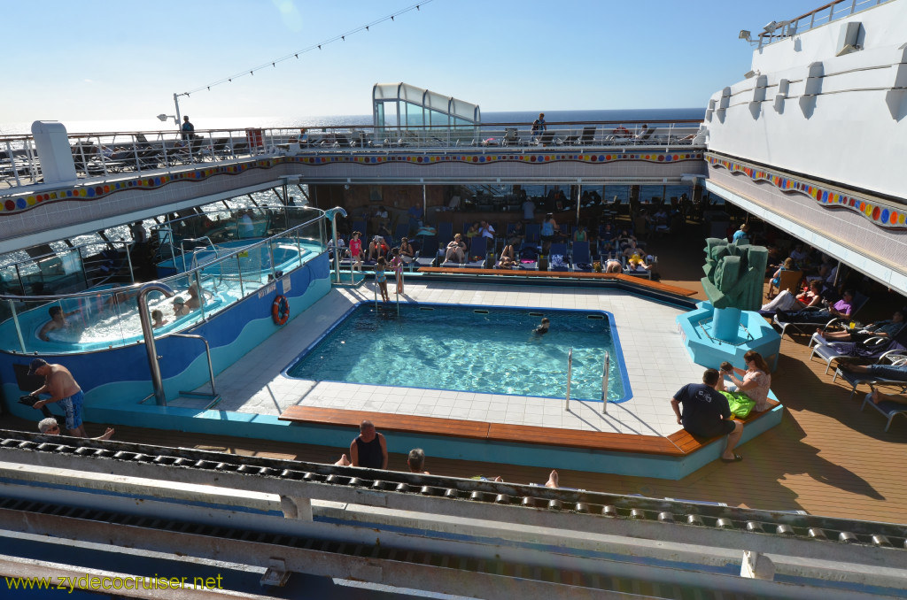 028: Carnival Conquest, Fun Day at Sea 3, Sky Pool and Hot tubs, 