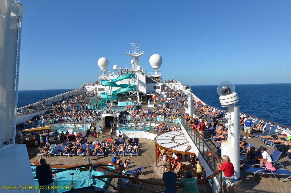 033: Carnival Conquest, Fun Day at Sea 3, Panorama and Lido Decks, 