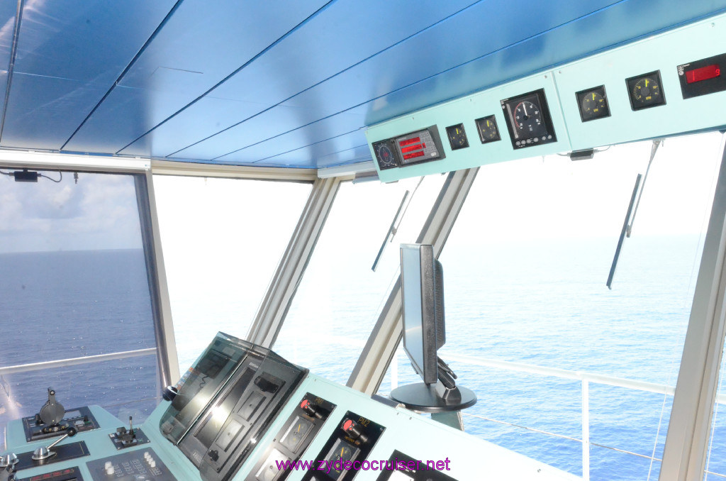 006: Carnival Conquest Cruise, Fun Day at Sea 2, Tea on the Bridge with Captain Francesco La Fauci