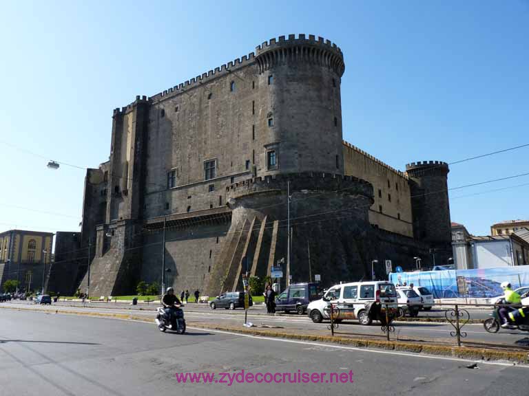 3633: Castel Nuovo (New Castle) near port of Naples, Italy