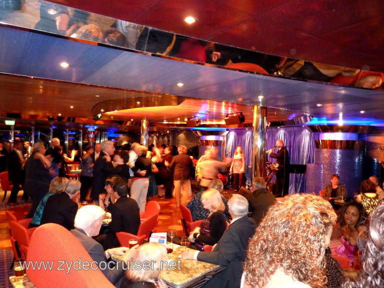 3900a: Carnival Dream - We still had free drinks at the Captain's reception!