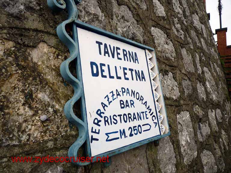 5088: Taverna Dell'Etna, Castelmola, Sicily