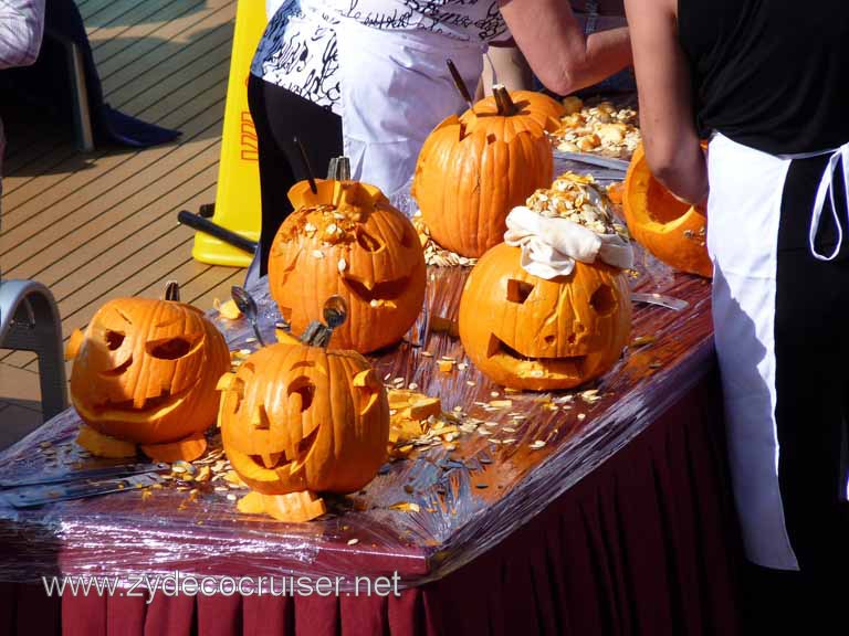0816: Carnival Dream, Transatlantic, Halloween Pumpkin Carving