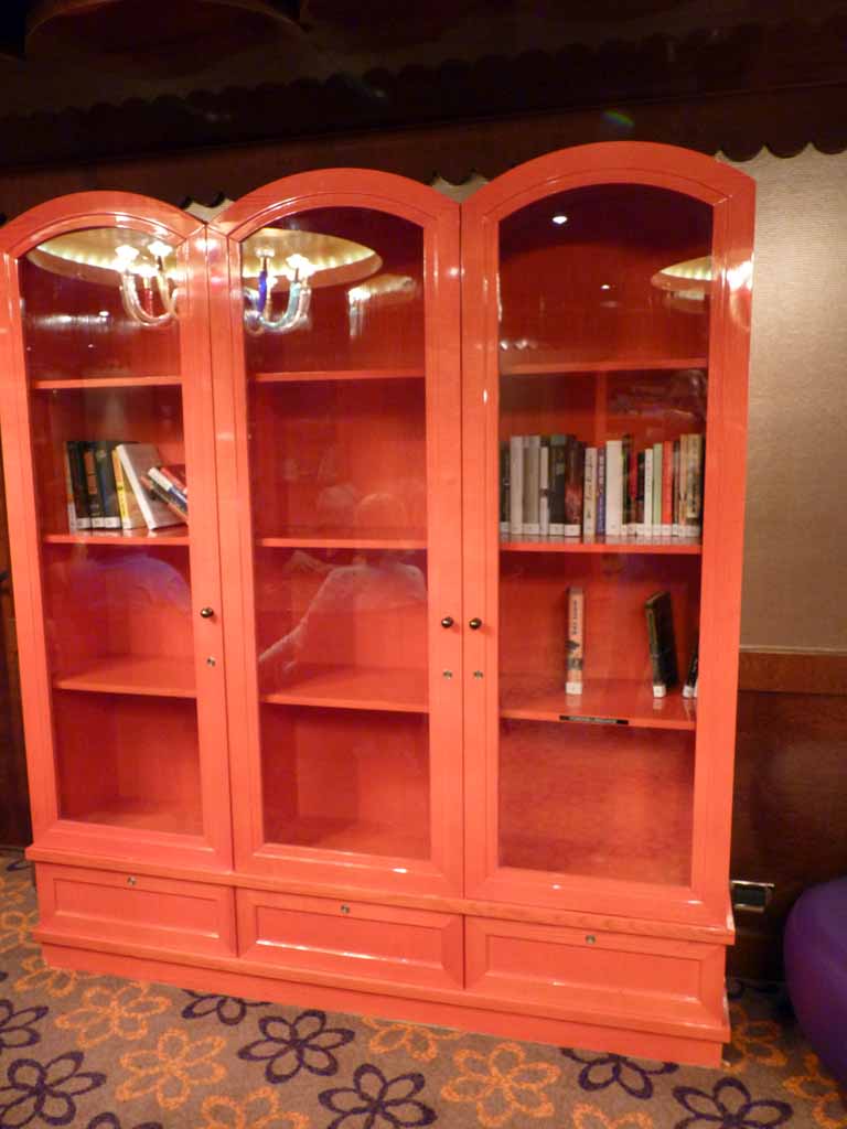 Carnival Dream - Page Turner Library - Most books checked out during Transatlantic