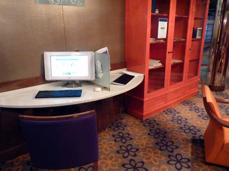 Carnival Dream Page Turner Library 3