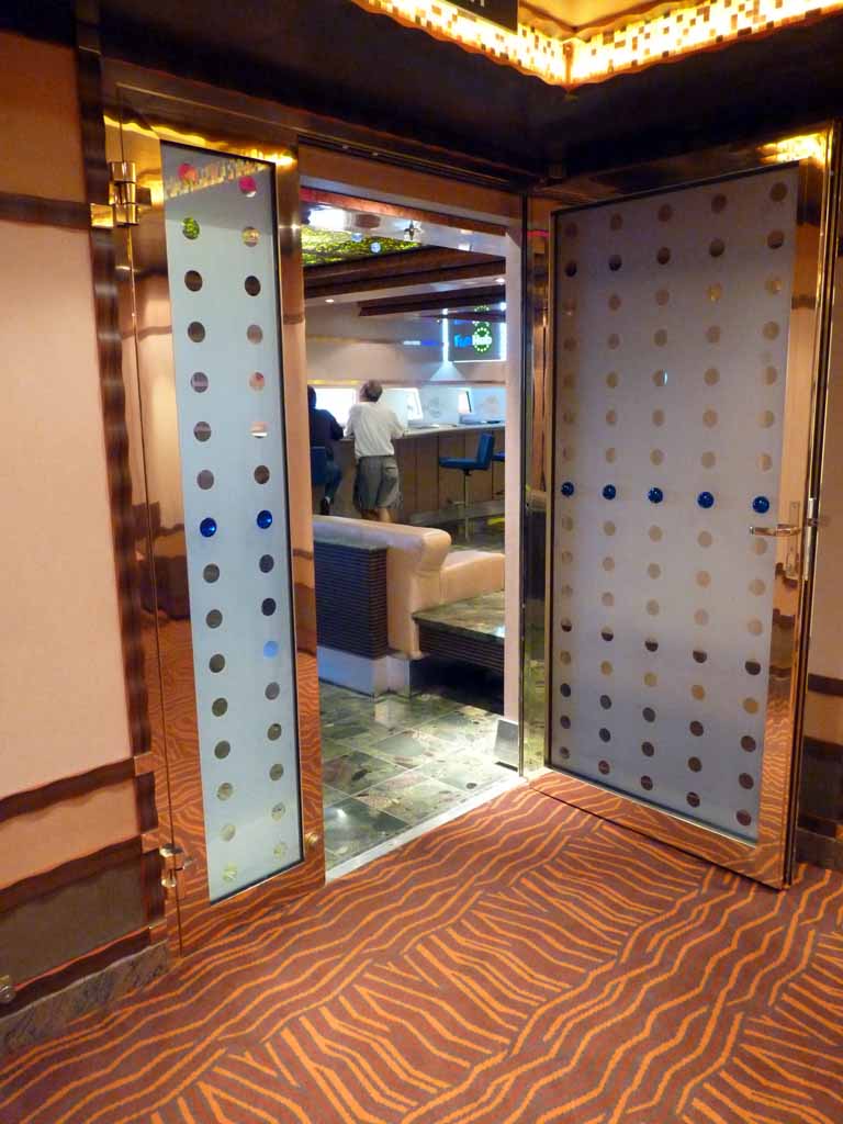 Carnival Dream The Chambers 10