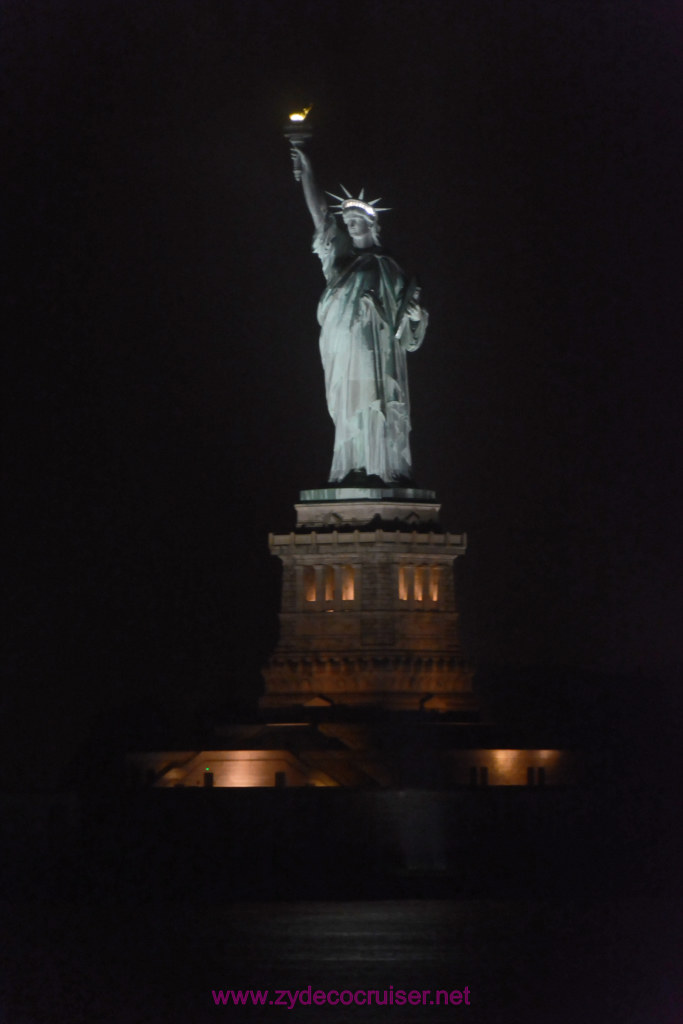 016: Carnival Horizon Transatlantic Cruise, Sailing into New York, Statue of Liberty