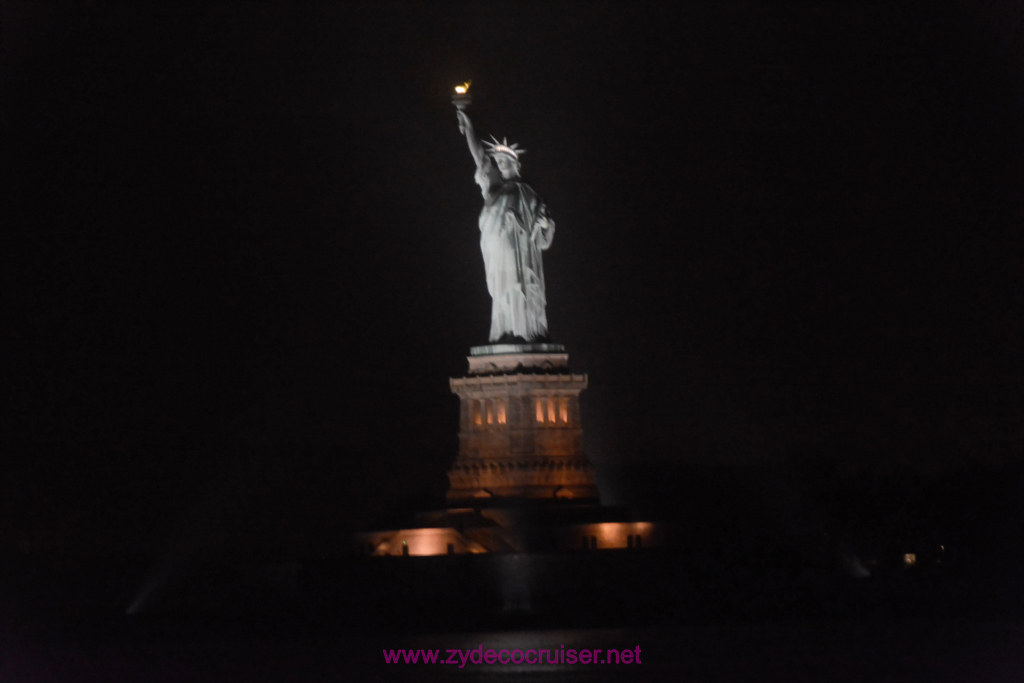 017: Carnival Horizon Transatlantic Cruise, Sailing into New York, Statue of Liberty