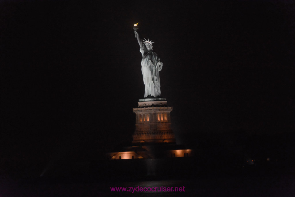 018: Carnival Horizon Transatlantic Cruise, Sailing into New York, Statue of Liberty