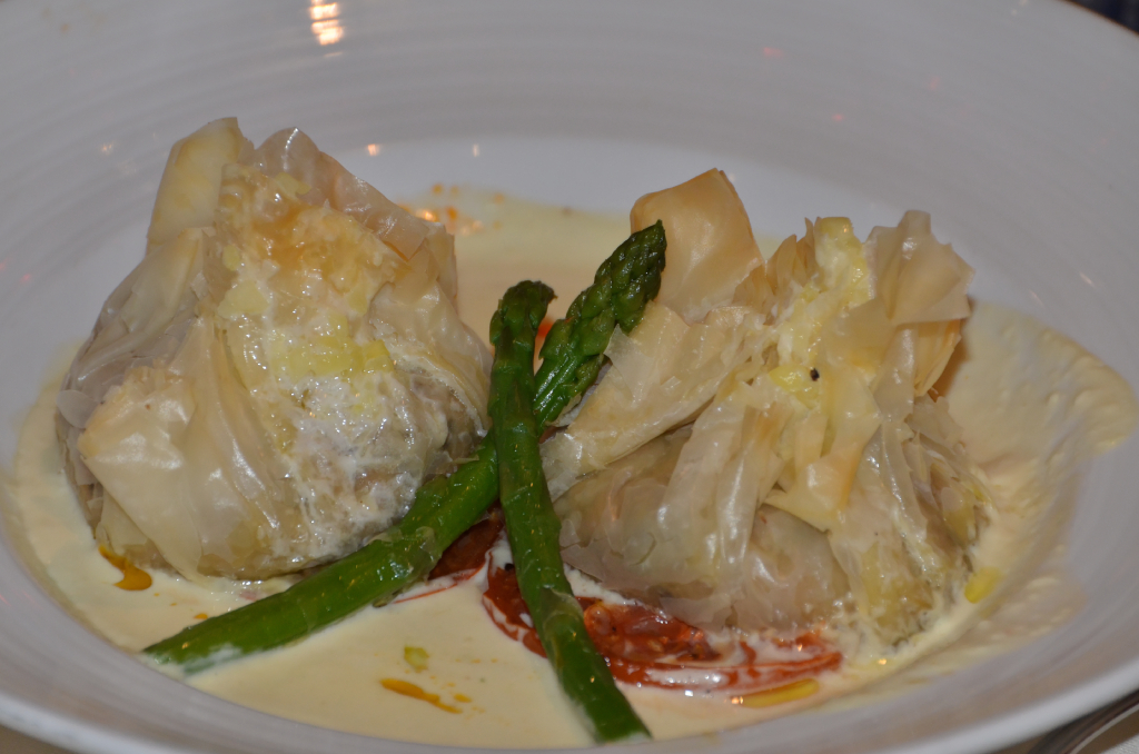 345: Carnival Legend, British Isles Cruise, Dublin, MDR Dinner, Baked Phyllo Pouches