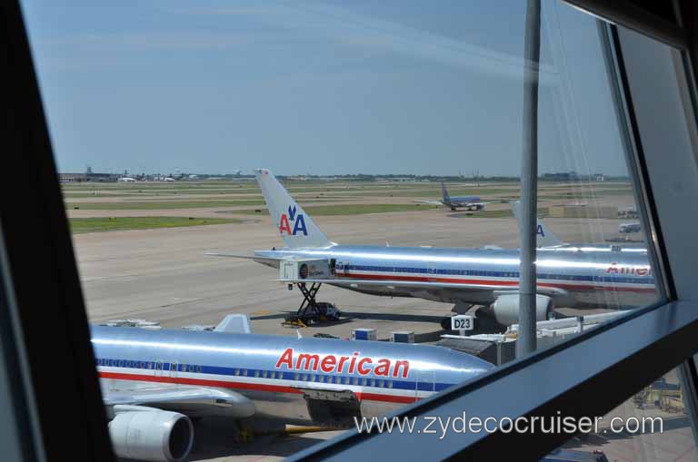 011: Irving, TX, DFW Airport - KLM Lounge - Terminal D - 