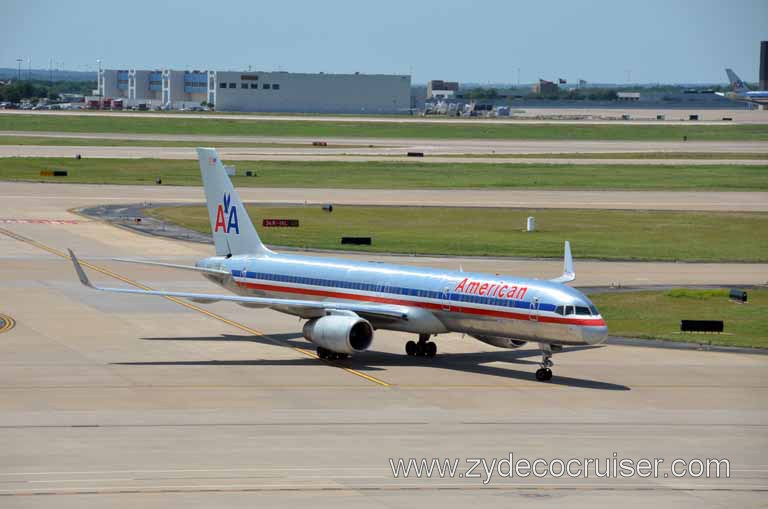 014: Irving, TX, DFW Airport - KLM Lounge - Terminal D - 