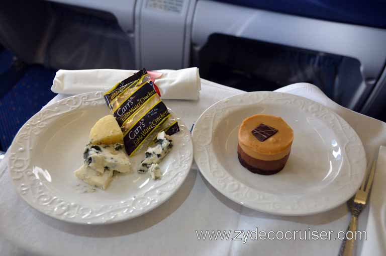 024: KLM Flight 670, DFW - AMS, Apr 29, 2011, Cheese Plate and Chocolate Mousse Cake, very good