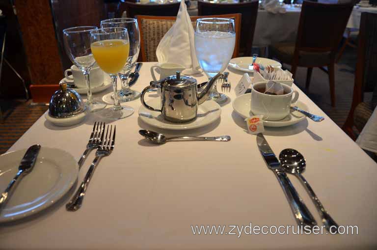 036: Carnival Magic, Mediterranean Cruise, Sea Day 1, Main Dining Room Breakfast, 