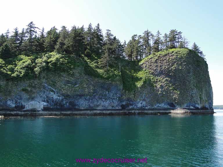 205: Sitka - Captain's Choice Wildlife Quest and Beach Exploration