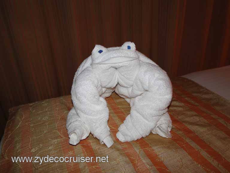 334: Carnival Spirit - Towel animal - Frog