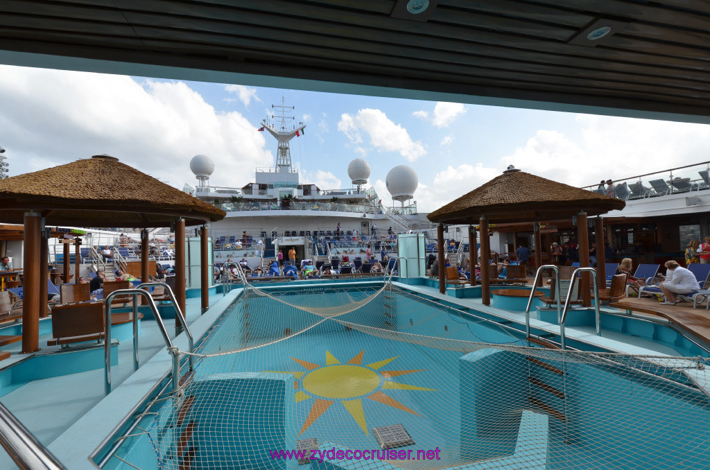 224: Carnival Sunshine Cruise, Messina, Lido, Main Pool, 