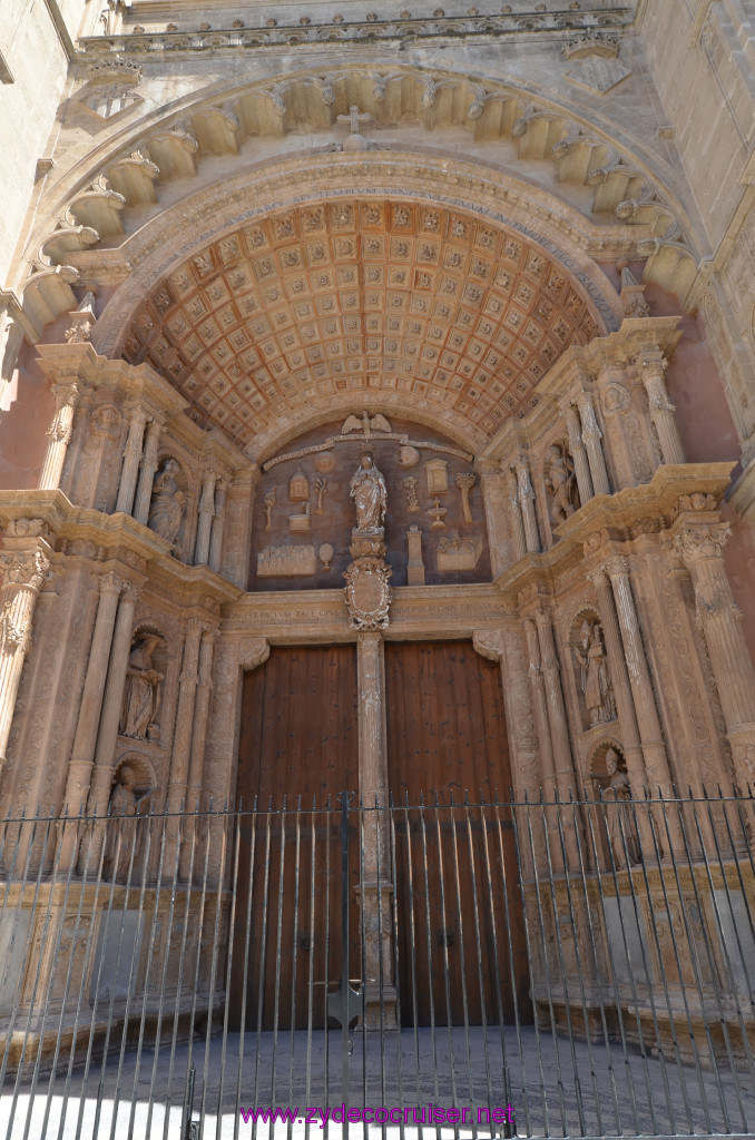 377: Carnival Sunshine Cruise, Mallorca, The Cathedral of Santa Maria of Palma,