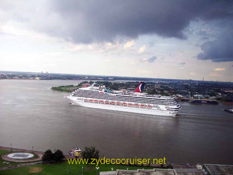057: Carnival Triumph, New Orleans Sail Away, September 11, 2010, a different perspective of the first bend..
