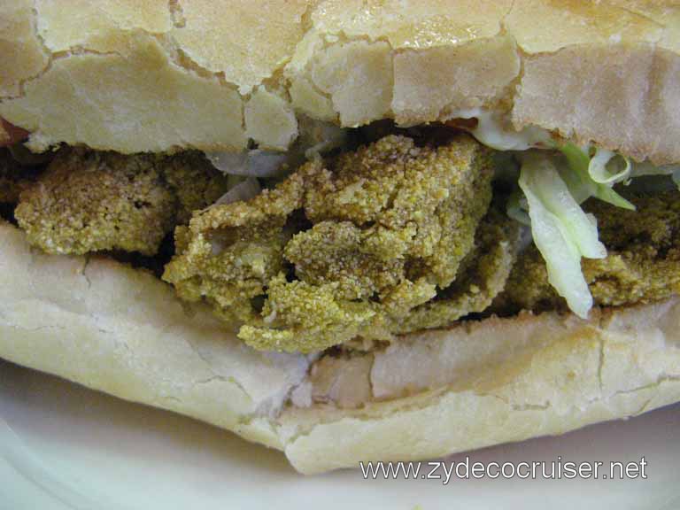 003: Bozo's Restaurant, Metairie, Oyster Poboy