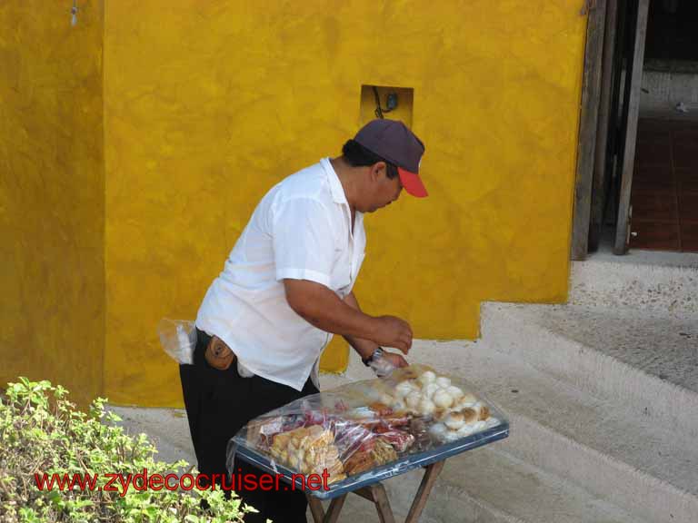062: Carnival Fantasy, Progreso, MX, Double Decker Bus Tour, Vendor preparing his wares