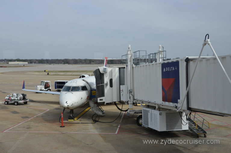 002: Baton Rouge Trip, March, 2011, Memphis Airport, 