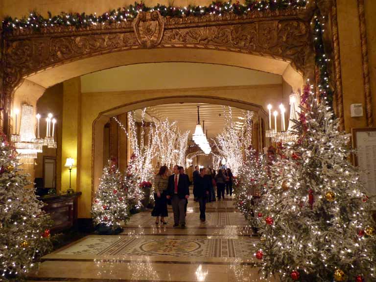 080: Christmas, 2009, New Orleans, The Roosevelt Hotel, 