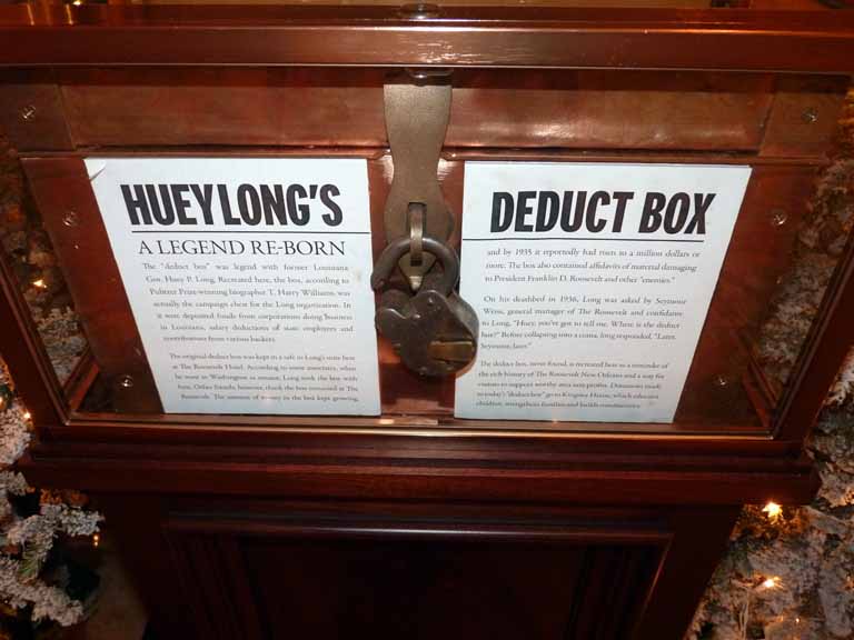 081: Christmas, 2009, New Orleans, The Roosevelt Hotel, Huey Long's Deduct Box