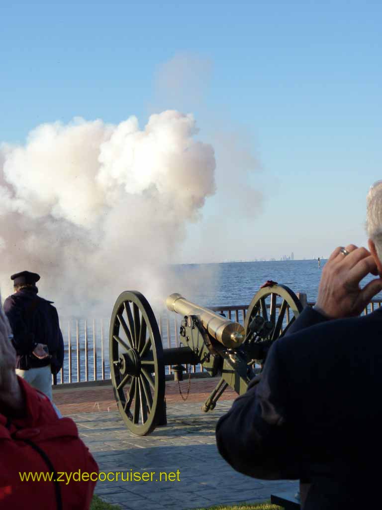 187: Christmas, 2009, Grand Hotel Marriott, Point Clear, AL, the firing of the canon