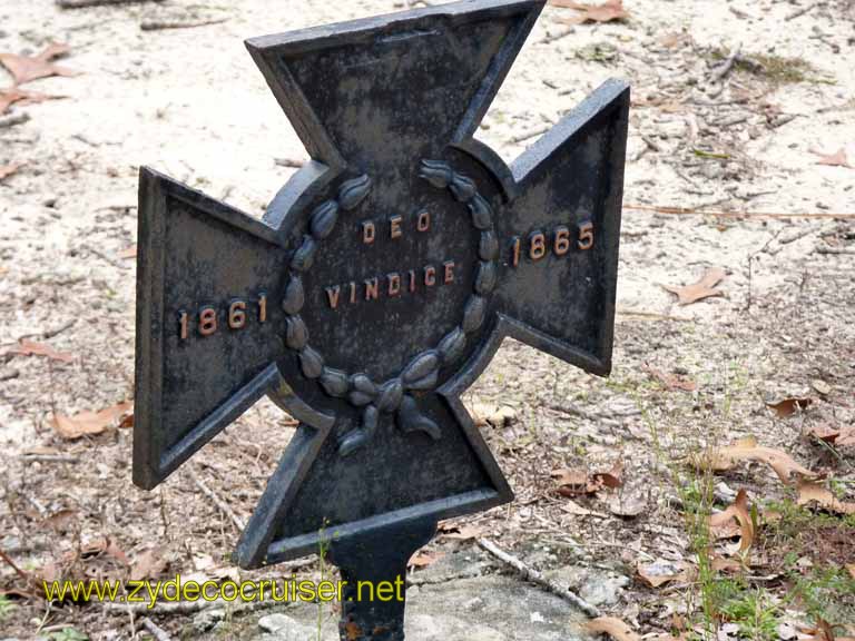 276: Christmas, 2009, Confederate Rest Memorial Cemetery, Point Clear Cemetery, Point Clear, Alabama, Deo Vindice