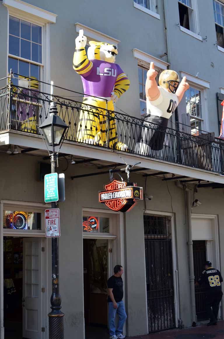 053: New Orleans, LA, November, 2010, French Quarter, Bourbon Street Bubbas