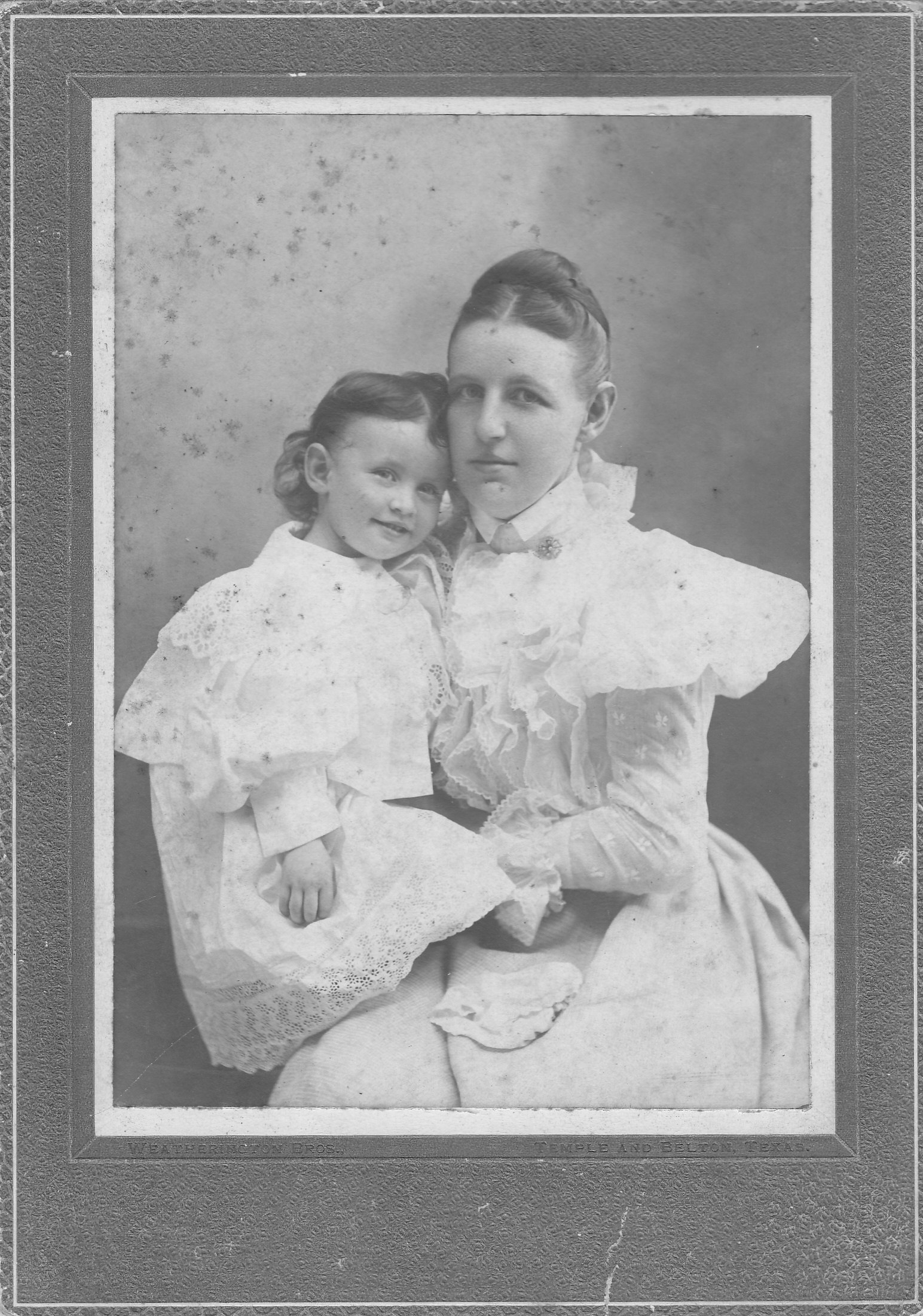 087: Minnie Martin Hefley - (my great grandmother) - Aug 20, 1897, Mary Lee (my grandmother)