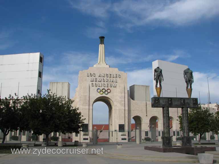 006: Carnival Pride, Long Beach, Sunseeker Hollywood/Los Angeles & the Beaches Tour: Los Angeles Memorial Coliseum