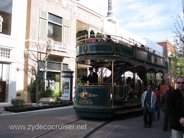 176: Carnival Pride, Long Beach, Sunseeker Hollywood/Los Angeles & the Beaches Tour: The Grove, Trolley / Streetcar